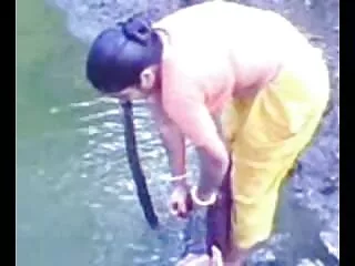 रूसी लड़की माया हिल्स मूवी सेक्सी हिंदी में वीडियो