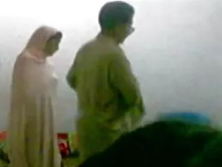 घर का हिंदी सेक्सी फुल मूवी एचडी में बना त्रिगुट FFM - 3