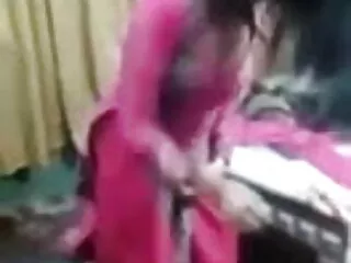 अंतरजातीय चुंबन सेक्सी मूवी वीडियो में सेक्सी और कमबख्त में MILF