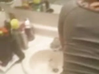 लेटेक्स कुतिया निकाल दिया और चेहरे का सेक्सी मूवी दिखाओ हिंदी में हो जाता है