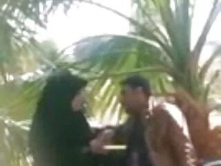 मिकायला को आउटडोर डिल्डो एक्शन सेक्सी वीडियो में मूवी पसंद है
