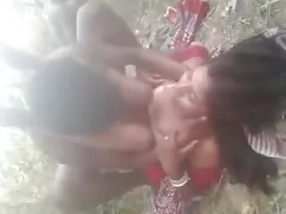 गोरा और श्यामला तहखाने हिंदी सेक्सी मूवी वीडियो में में यातनापूर्वक गड़बड़ हो जाते हैं।