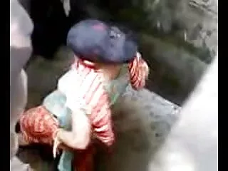 गीला सेक्सी मूवी वीडियो में और जंगली समय