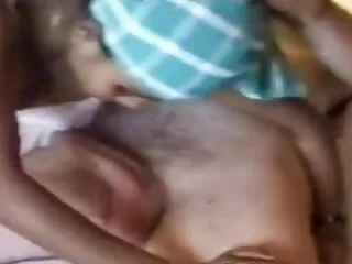 एक हॉट सेक्सी मूवी वीडियो में जूता